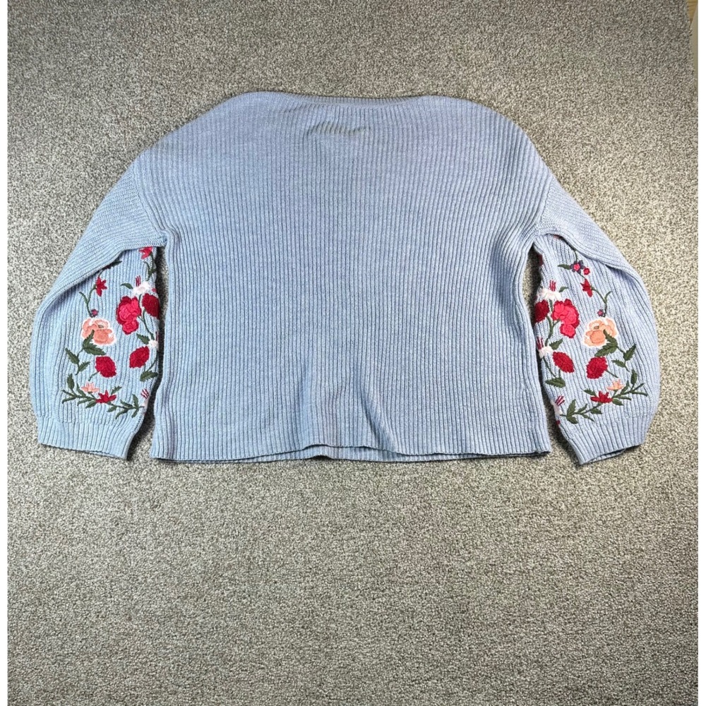 American Eagle Floral Embroidered V-Neck Sweater Blue Ribbed Knit Size Large - Picture 8 of 8